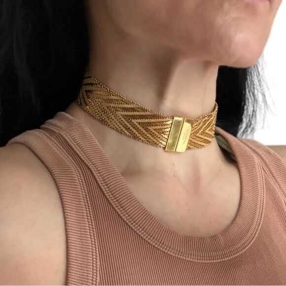 Givenchy Chain Necklace in Metal Gold, Choker, 2021 Collection, New - Picture 1 of 5